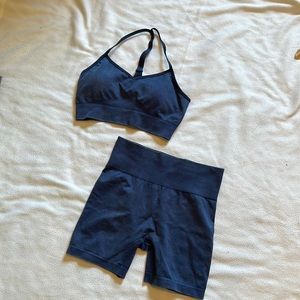 Gym bra & shorts set